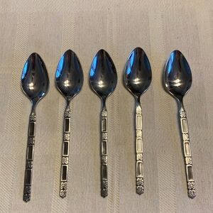 Oneida Community Madrid Spoons Black accent